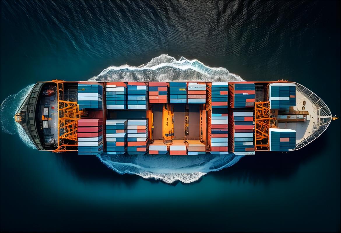Heavy cargo shipping from China port